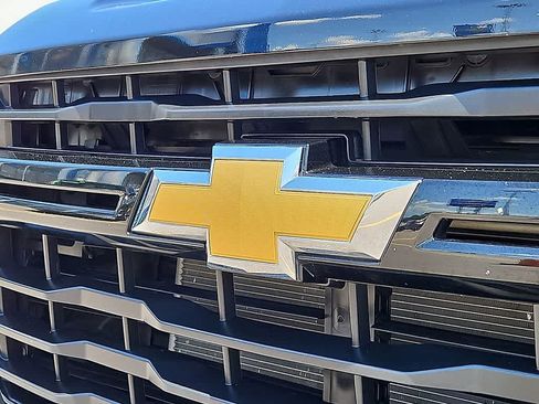 Used 2024 Chevrolet Silverado 2500 Custom w/ Custom Value Package AWD/4WD image 29
