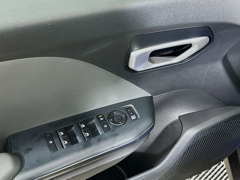 Used 2025 Kia K4 LXS image 15