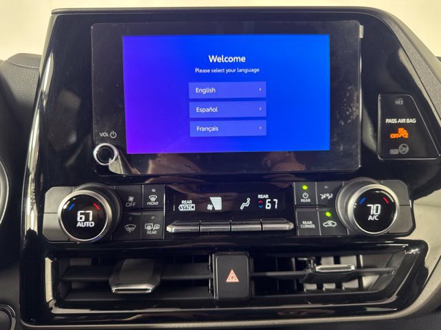Used 2023 Toyota Highlander LE AWD/4WD image 15