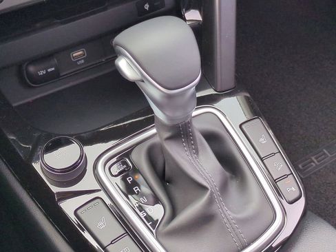 New 2026 Kia Seltos EX FWD image 16
