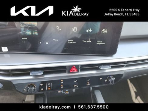 New 2026 Kia Sorento LX FWD image 18