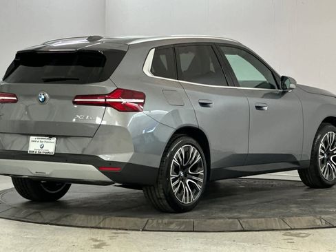 Used 2025 BMW X3 xDrive30i w/ Convenience Package image 2