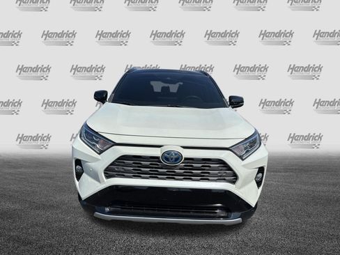 Used 2020 Toyota RAV4 XSE AWD/4WD image 3