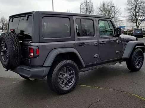 Used 2024 Jeep Wrangler Sport image 8