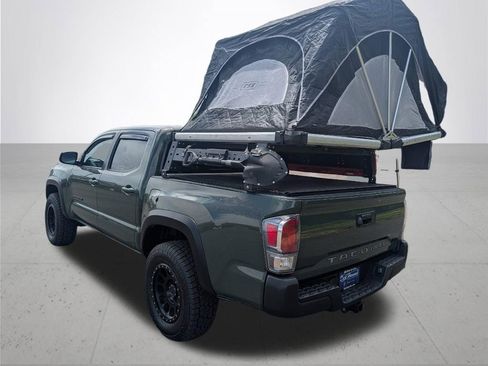 Used 2021 Toyota Tacoma TRD Off-Road AWD/4WD image 5
