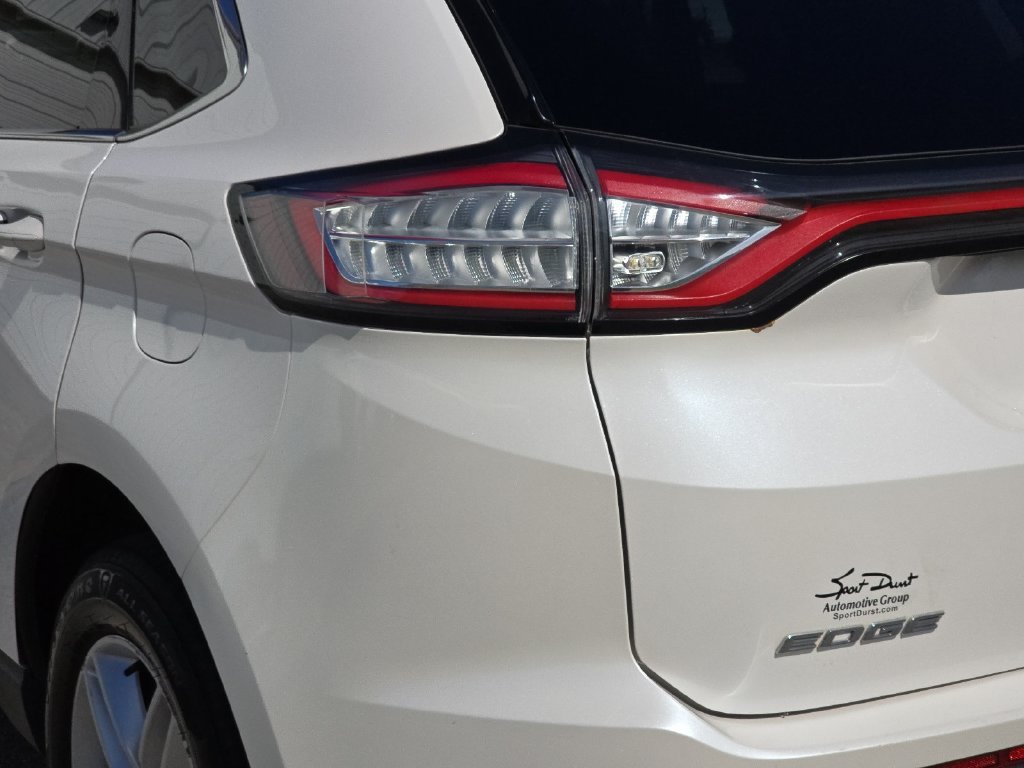 Used 2017 Ford Edge SEL w/ Equipment Group 201A AWD/4WD image 31