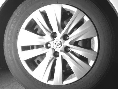 Used 2025 Nissan Sentra S FWD image 13