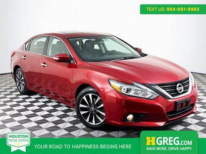 Used 2016 Nissan Altima 2.5 SL w/ 2.5 Technology Package