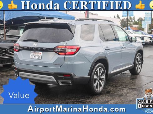 Used 2025 Honda Pilot Touring image 8