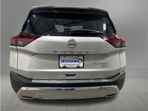 Used 2023 Nissan Rogue Platinum w/ Platinum Premium Package AWD/4WD image 8