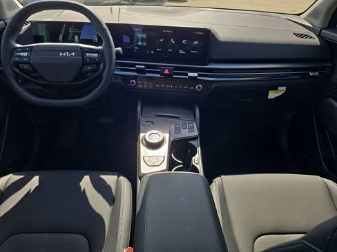 New 2026 Kia Sportage EX w/ EX Panoramic Sunroof Package AWD/4WD image 13