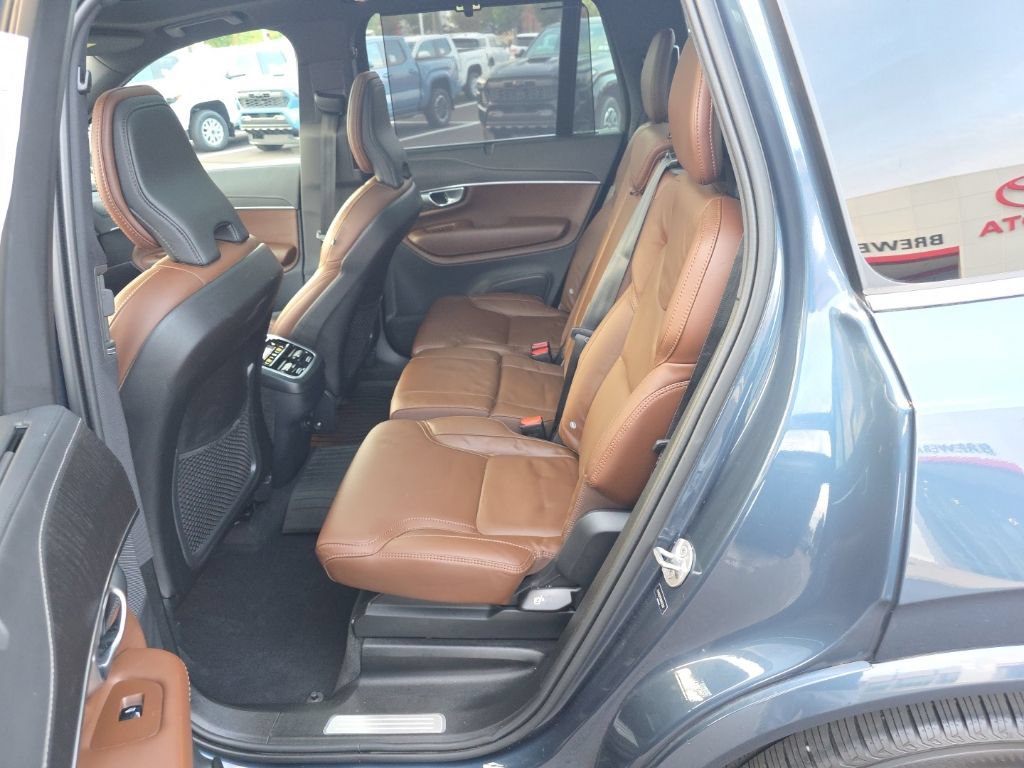 Used 2024 Volvo XC90 B6 Ultimate AWD/4WD image 13