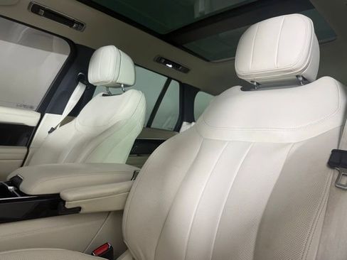 Used 2023 Land Rover Range Rover SE AWD/4WD image 5