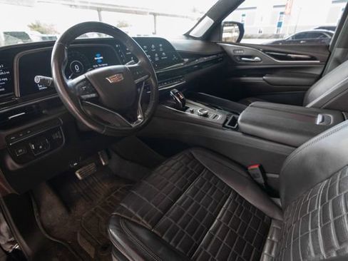 Certified 2023 Cadillac Escalade ESV Sport Platinum w/ LPO, ONYX Package image 12