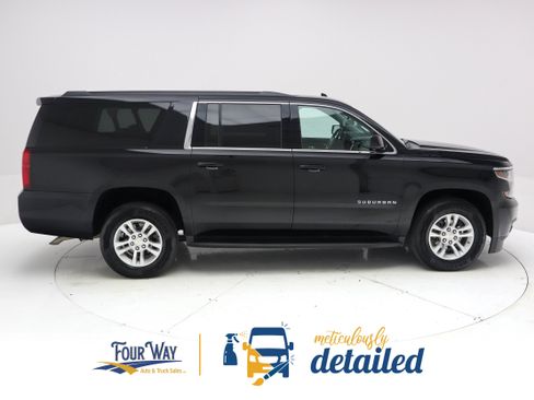 Used 2018 Chevrolet Suburban LS w/ Max Trailering Package AWD/4WD image 2