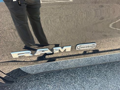 Used 2019 RAM 1500 Limited RWD image 12