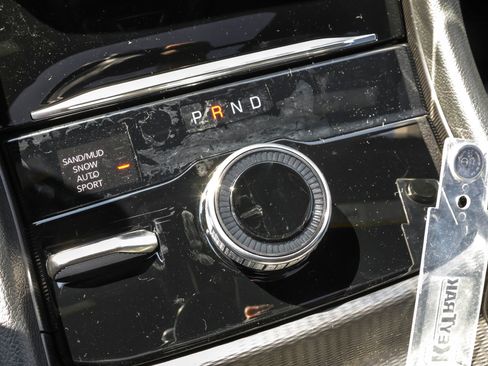 New 2025 Jeep Grand Cherokee Limited w/ Luxury Tech Group II image 22