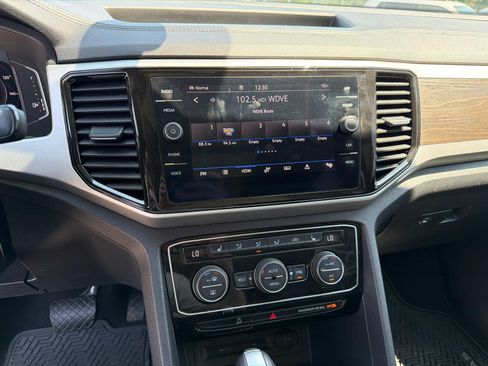 Used 2022 Volkswagen Atlas SE AWD/4WD image 14
