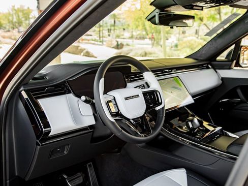 New 2025 Land Rover Range Rover Sport SV Edition Two image 16