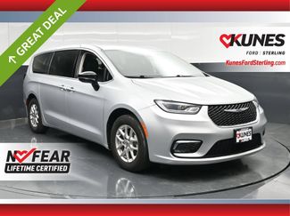 Used 2024 Chrysler Pacifica Touring-L FWD video 1