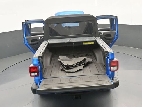 Used 2023 Jeep Gladiator Rubicon w/ Trailer Tow Package image 72
