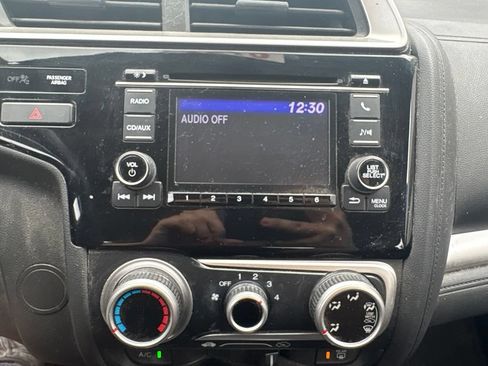 Used 2017 Honda Fit LX image 18