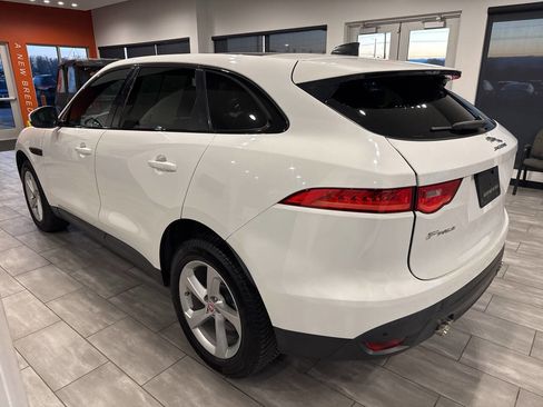 Used 2020 Jaguar F-PACE Premium image 13