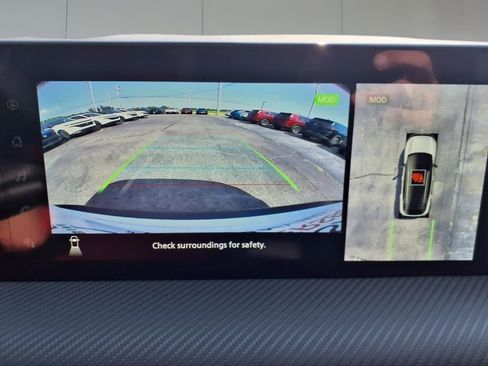 New 2025 Nissan Kicks SR image 21