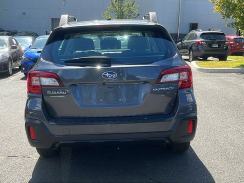Used 2019 Subaru Outback 2.5i image 6