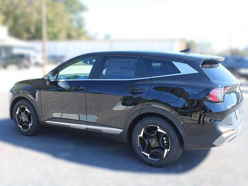 New 2026 Kia Sportage EX image 13