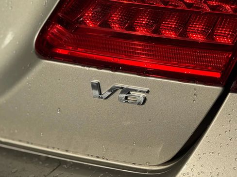 Used 2013 Honda Accord EX-L image 9