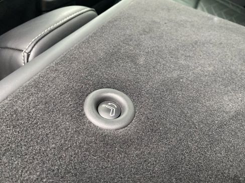 Used 2022 Nissan Pathfinder Platinum w/ Cargo Package image 20