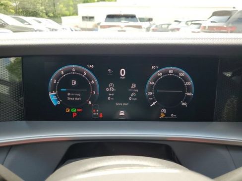 New 2026 Volkswagen Tiguan SE R-Line AWD/4WD image 25