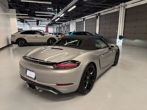 Used 2018 Porsche 718 Boxster GTS RWD image 35