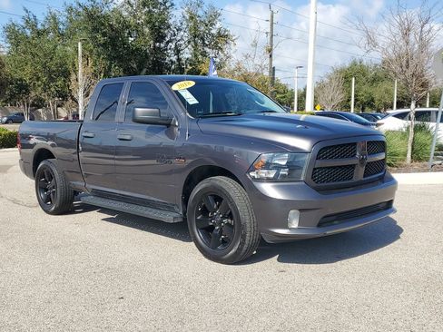 Used 2018 RAM 1500 Express image 3