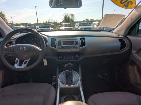 Used 2012 Kia Sportage LX w/ Convenience Pkg FWD image 14