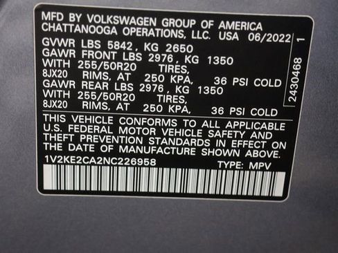 Used 2022 Volkswagen Atlas Cross Sport SE image 29