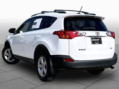 Used 2015 Toyota RAV4 XLE FWD image 11