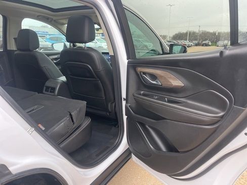 Used 2022 GMC Terrain Denali w/ Denali Premium Package image 49