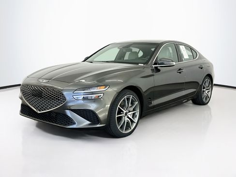 Used 2025 Genesis G70 2.5T AWD/4WD image 3