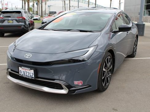 Certified 2023 Toyota Prius Prime FWD image 5