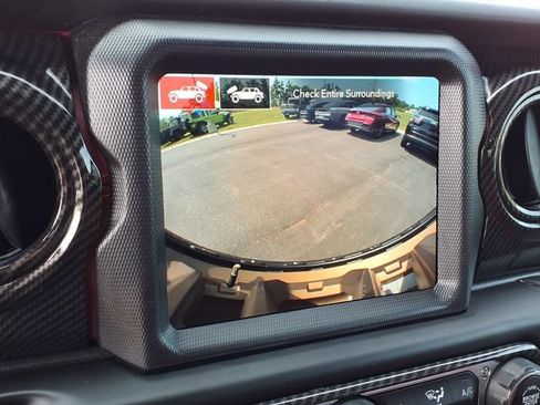 Used 2023 Jeep Wrangler Unlimited Rubicon 4xe AWD/4WD image 26