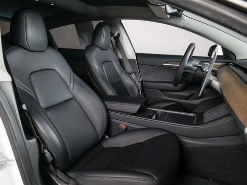Used 2023 Tesla Model 3 Standard Range RWD image 3