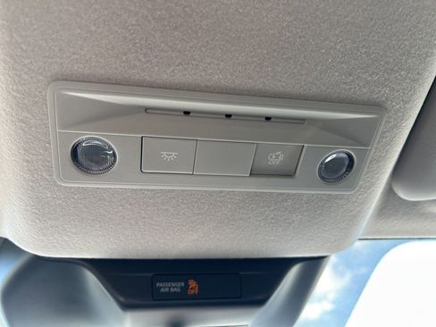 New 2026 Nissan Kicks SV w/ Charging Package FWD image 37