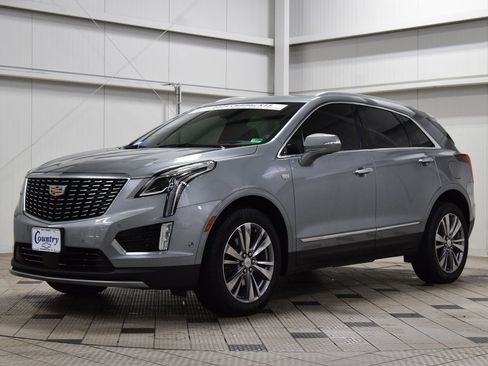 Used 2024 Cadillac XT5 Premium Luxury w/ Technology Package image 3