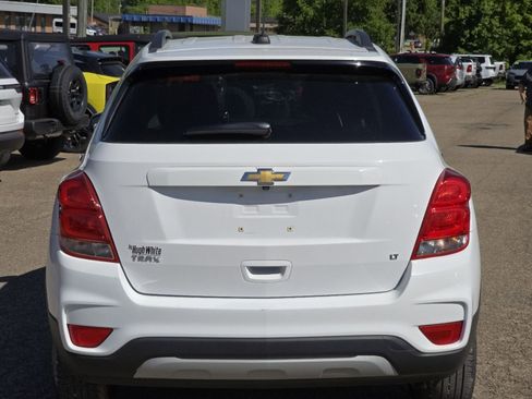 Used 2019 Chevrolet Trax LT w/ LT Convenience Package FWD image 10
