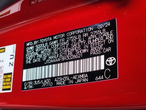 Used 2024 Toyota Crown Limited image 35