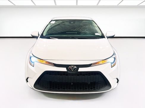 Used 2022 Toyota Corolla LE w/ Carpet Mat Package (TMS) FWD image 2