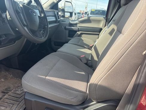 Used 2019 Ford F250 XLT w/ XLT Premium Package AWD/4WD image 6