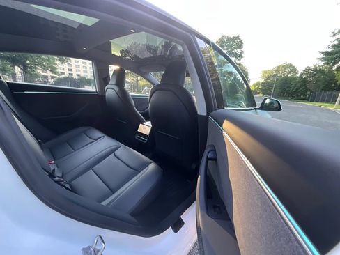 Used 2025 Tesla Model 3 RWD image 14